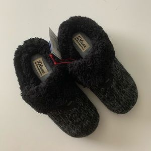Dluxe by Dearfoams Knit Slippers Black